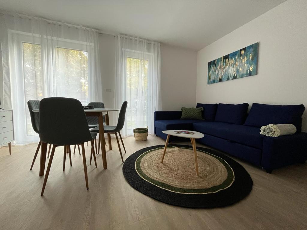 Mathias Premium Apartments Сегед Экстерьер фото