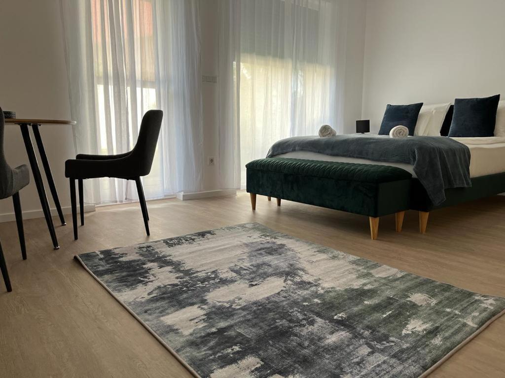 Mathias Premium Apartments Сегед Экстерьер фото