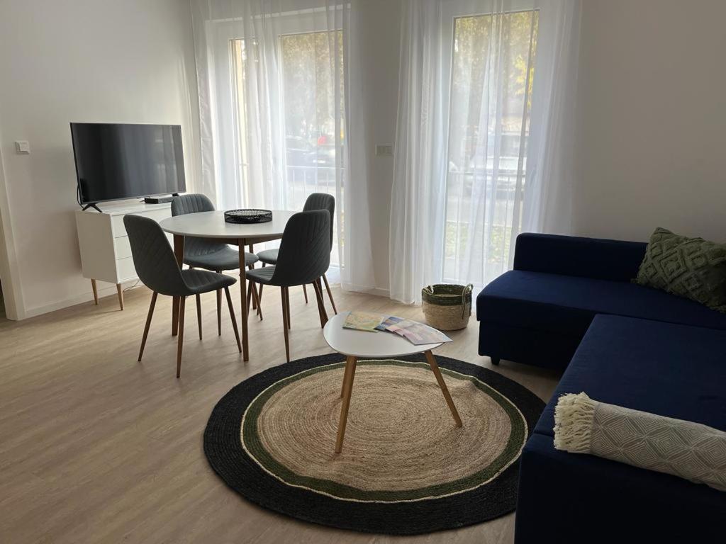 Mathias Premium Apartments Сегед Экстерьер фото
