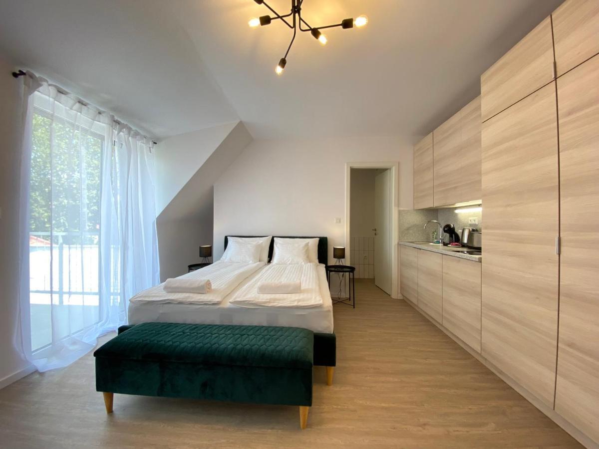 Mathias Premium Apartments Сегед Экстерьер фото